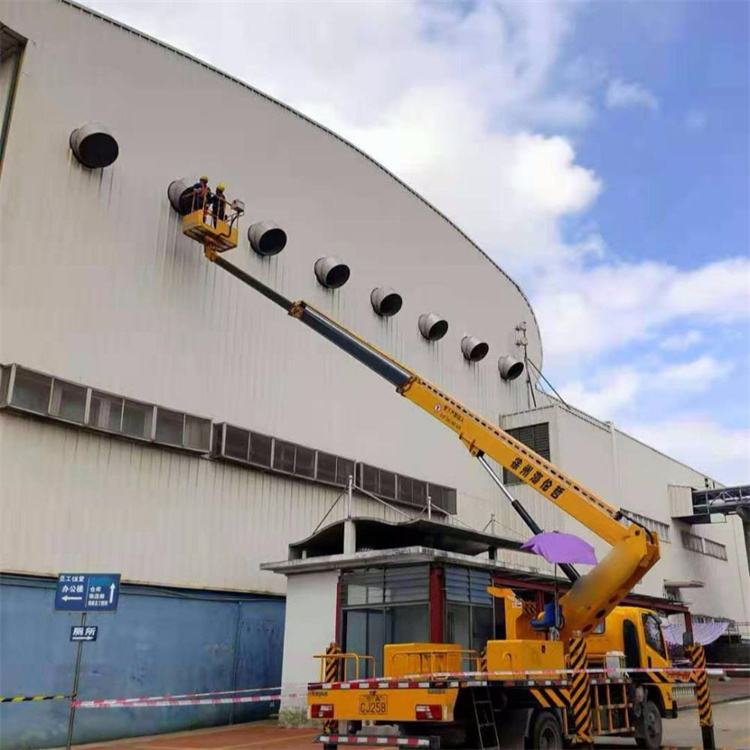 若尔盖高空作业车出租服务：专业广告牌安装解决方案