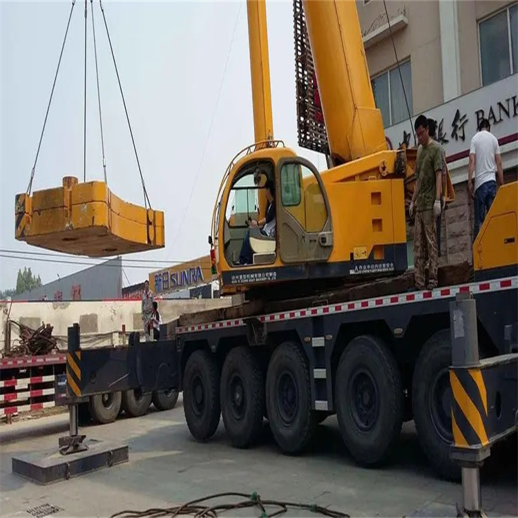 若尔盖当地吊车出租|机器吊装|75吨|工厂搬迁服务