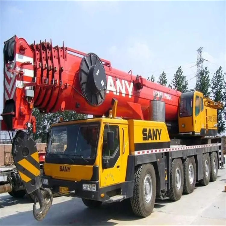 若尔盖300吨吊车能吊多重